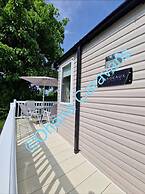 Silver 3 Bedroom Caravan Located at Seton Sands H