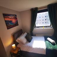 2BR Spacious City Centre Apartment