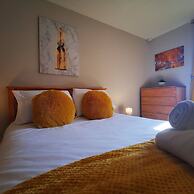 2BR Spacious City Centre Apartment