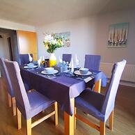 2BR Spacious City Centre Apartment