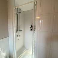 2BR Spacious City Centre Apartment