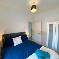 2BR City Side House in Belfast