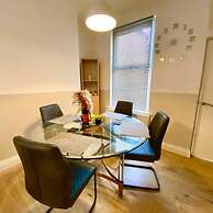 2BR City Side House in Belfast