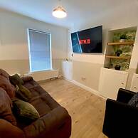 2BR City Side House in Belfast