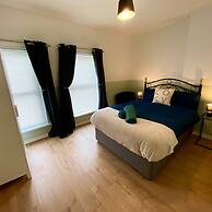 2BR City Side House in Belfast