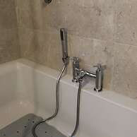 4 Bed Boutique House Lisburn Road