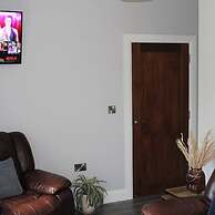 Forest View House Hot Tub Sleeps 9