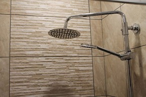 Forest View House Hot Tub Sleeps 9