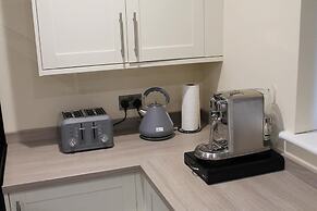 Forest View House Hot Tub Sleeps 9