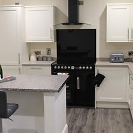 Forest View House Hot Tub Sleeps 9