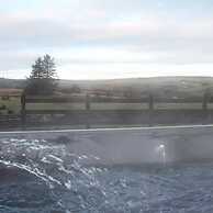 Forest View House Hot Tub Sleeps 9