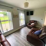 Forest View House Hot Tub Sleeps 9