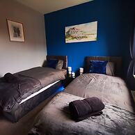 3BR Cosy Modern Stay
