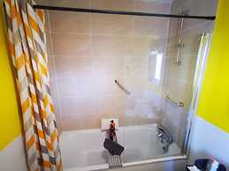 3BR Cosy Modern Stay