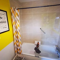 3BR Cosy Modern Stay