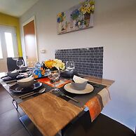 3BR Cosy Modern Stay