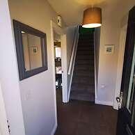 3BR Cosy Modern Stay