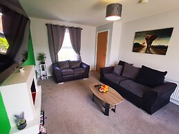 3BR Cosy Modern Stay