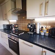 3BR Cosy Modern Stay