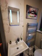 Belfast Central 2 Bedroom Luxurious Modern Stay