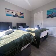 2BR Cozy Duplex in Belfast