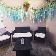 2BR Cozy Duplex in Belfast