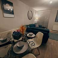 2BR Cosy City Centre Apartment