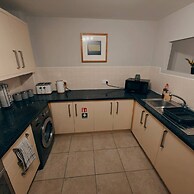 2BR Cosy City Centre Apartment