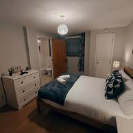 2BR Cosy City Centre Apartment