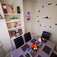 4BR Modern Botanic House