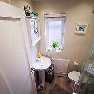 4BR Modern Botanic House