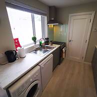 4BR Modern Botanic House