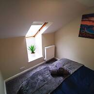 4BR Modern Botanic House