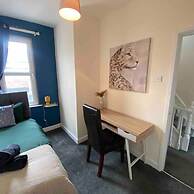 4BR House Popular Ravenhill Road