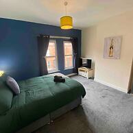 4BR House Popular Ravenhill Road