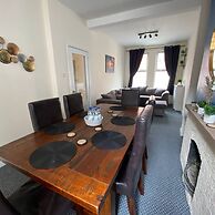 4BR House Popular Ravenhill Road