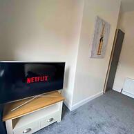 4BR House Popular Ravenhill Road