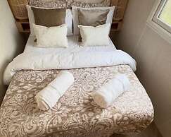 Impeccable 2-bed Static Caravan in Morecambe