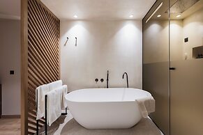 Revi Mountain Resort Boutique Hotel