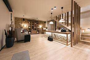 Revi Mountain Resort Boutique Hotel