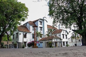 HOTEL VILLA SOUZA