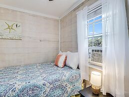 Flirtly Flamingo Rp203a 2 Bedroom Duplex by RedAwning