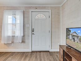 Flirtly Flamingo Rp203a 2 Bedroom Duplex by RedAwning