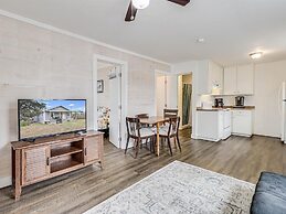 Flirtly Flamingo Rp203a 2 Bedroom Duplex by RedAwning