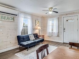 Flirtly Flamingo Rp203a 2 Bedroom Duplex by RedAwning