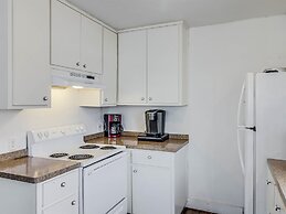 Flirtly Flamingo Rp203a 2 Bedroom Duplex by RedAwning