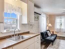 Flirtly Flamingo Rp203a 2 Bedroom Duplex by RedAwning