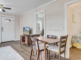 Flirtly Flamingo Rp203a 2 Bedroom Duplex by RedAwning