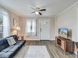 Flirtly Flamingo Rp203a 2 Bedroom Duplex by RedAwning