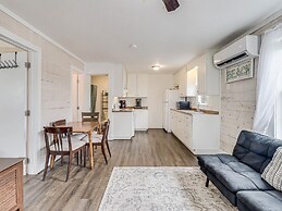 Flirtly Flamingo Rp203a 2 Bedroom Duplex by RedAwning